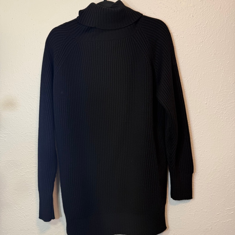Wilfred Free Aritzia Black 100% Merino Wool Chunky Cozy Turtleneck Sweater Small
